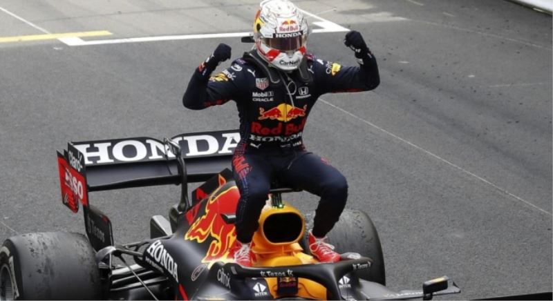 Avustralya Grand Prix’inin Kazananı Max Verstappen oldu