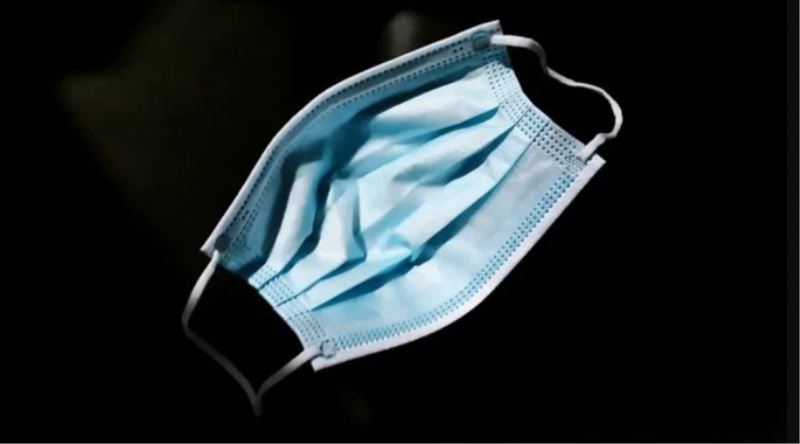 Az Kalabalık Yerlerde Maske Zorunluluğu Kalkabilir