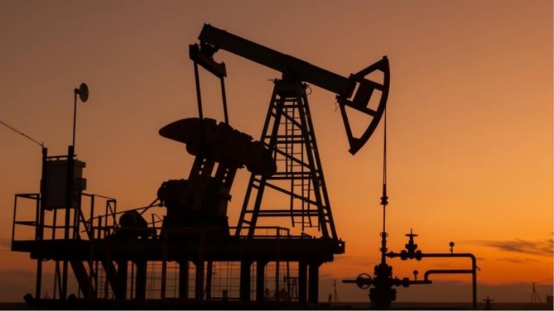 Brent Petrolün Varil Fiyatı 100 Dolar Civarında Seyrediyor