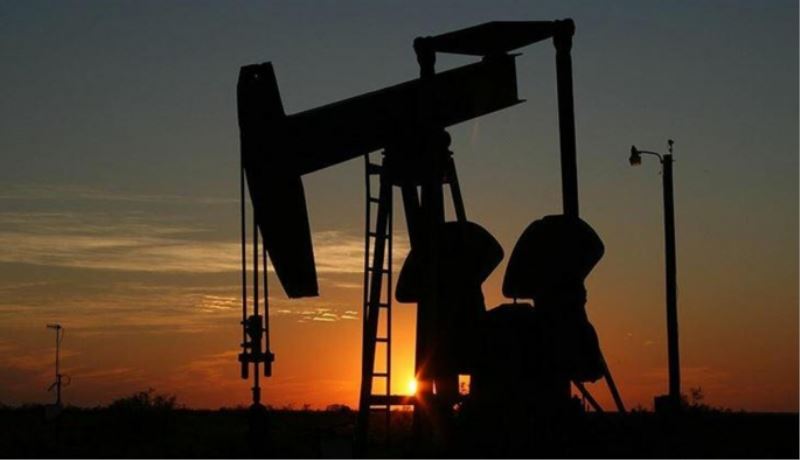 Brent Petrolün Varil Fiyatı 93 Dolar Civarında Seyrediyor